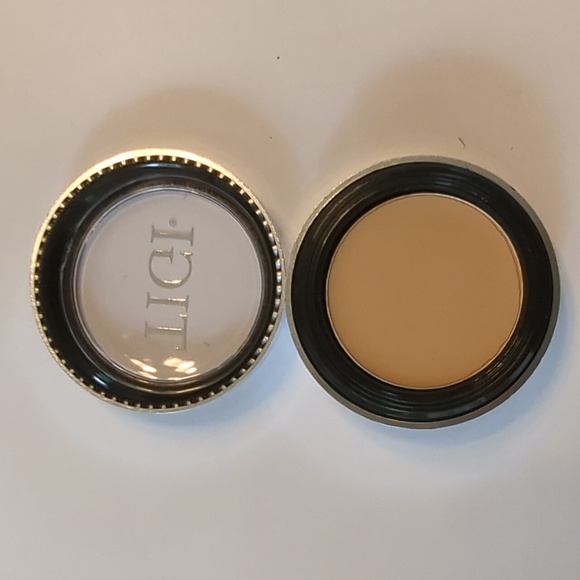 TIGI Professional Cosmetics Cream Concealer Color Dark & Medium - Picture 10 of 10